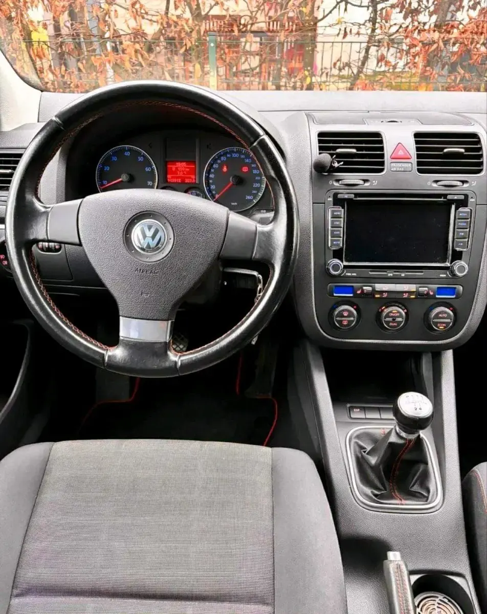Gebraucht VW Golf V 105 PS (77 kW) 2007 Silber Limousine