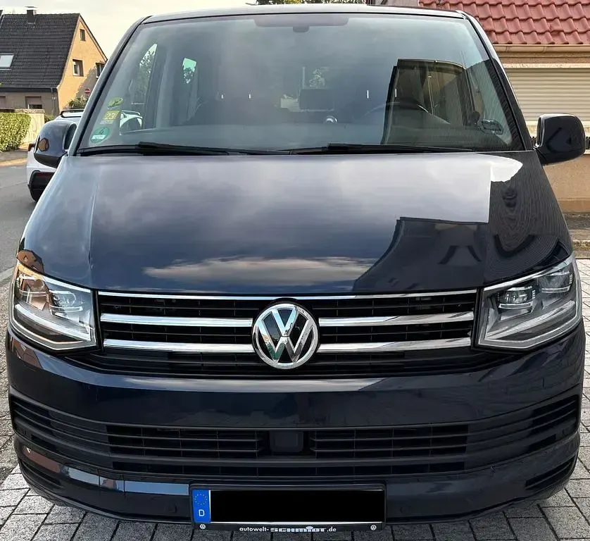 Gebraucht VW Multivan Comfortline 204 PS (150 kW) 2018 Blau Van / Kleinbus