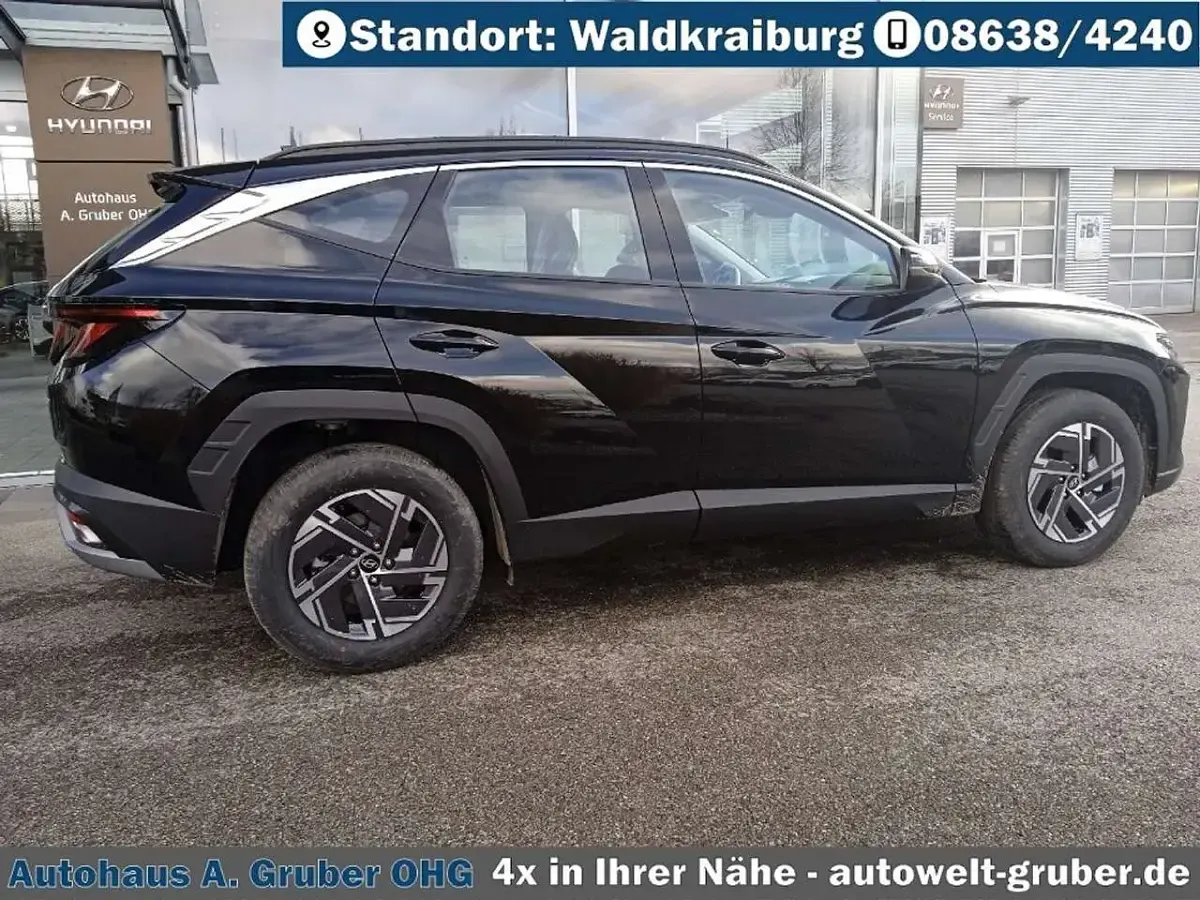 Gebraucht Hyundai Tucson Select 150 PS (110 kW) 2026 Schwarz SUV