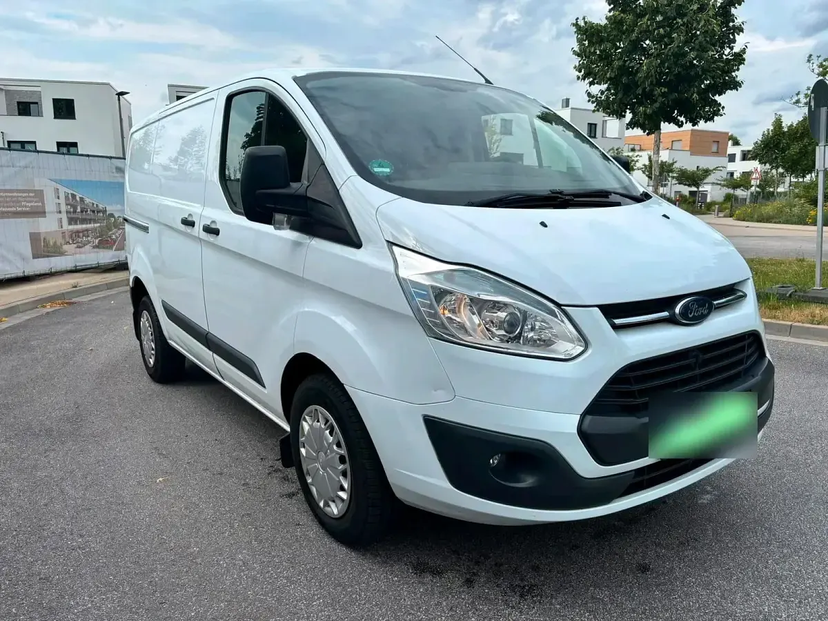 Gebraucht Ford Transit Custom 155 PS (114 kW) 2014 Weiß Van