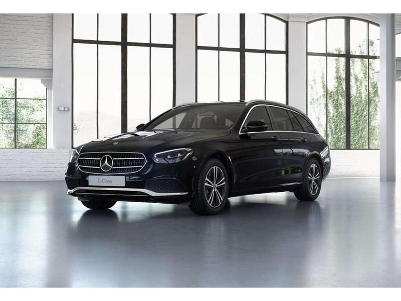 Gebraucht Mercedes E220 Avantgarde 200 PS (147 kW) 2023 Schwarz Limousine