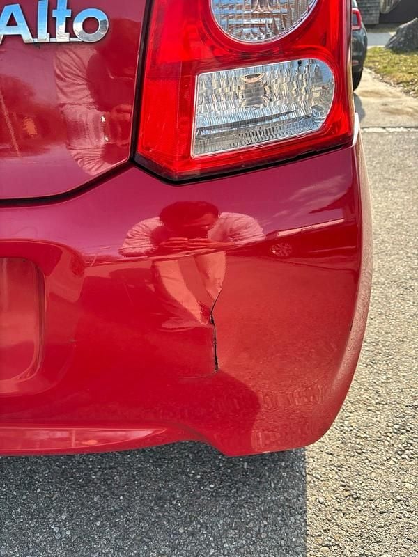 Gebraucht Suzuki Alto 68 PS (50 kW) 2011 Rot Kleinwagen