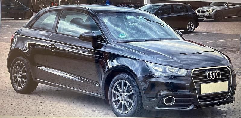 Schwarz Gebraucht 2011 Audi A1 Kleinwagen | 3.250 € (Superpreis) - Bild 1/2