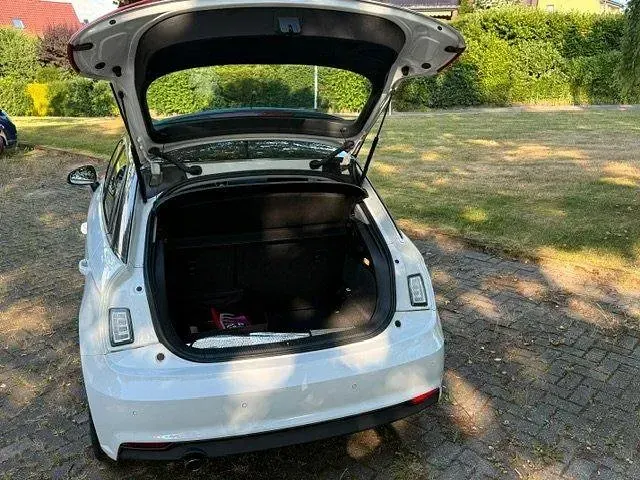 Gebraucht Audi A1 Sport 95 PS (69 kW) 2018 Weiß Limousine