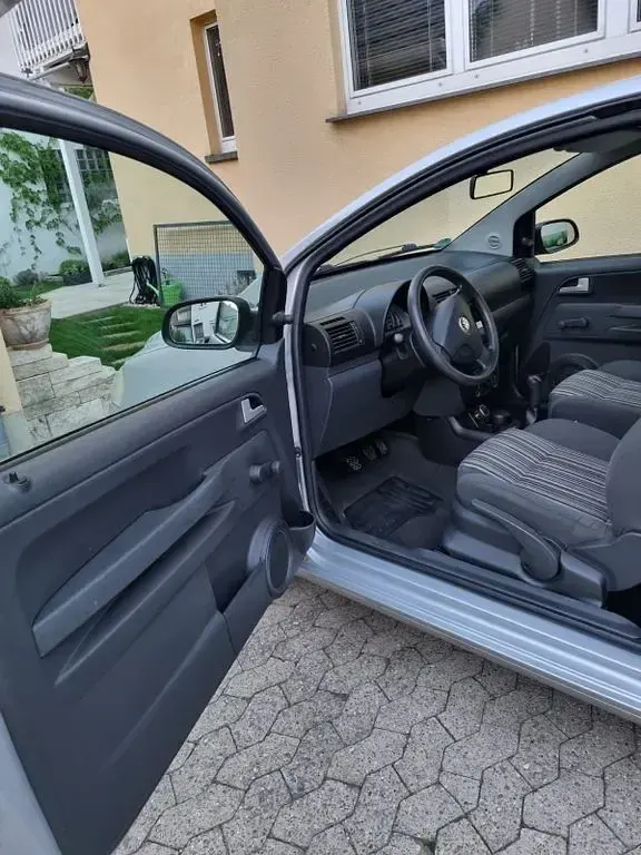 Occasion VW Fox 54 ch (39 kW) 2007 Argent Citadine