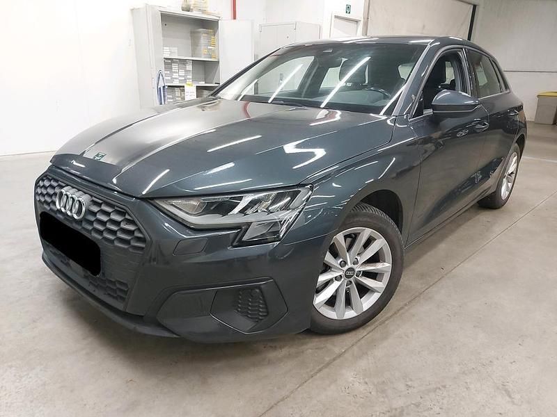 Grau Gebraucht 2021 Audi A3 Limousine | 15.351 € (Guter Preis) - Bild 1/4