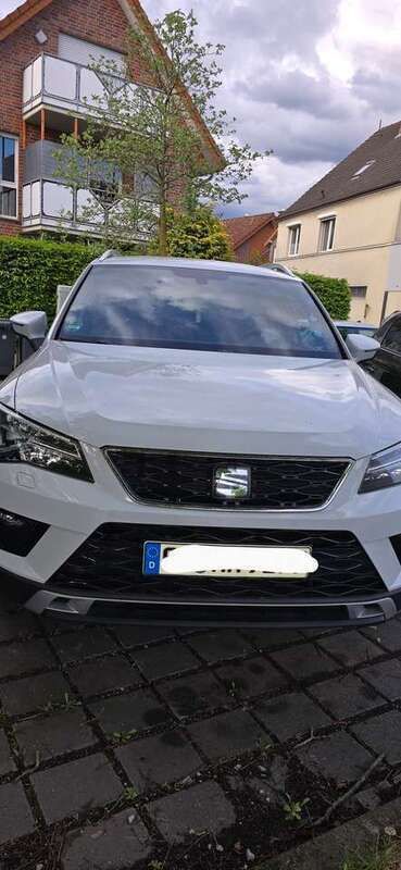 Weiß Gebraucht 2018 Seat Ateca XCELLENCE SUV | 18.500 € (Fairer Preis) - Bild 1/4