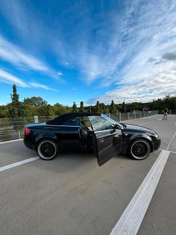 Schwarz Gebraucht 2003 Audi A4 Cabriolet Cabrio | 2.500 € (Superpreis) - Bild 1/4