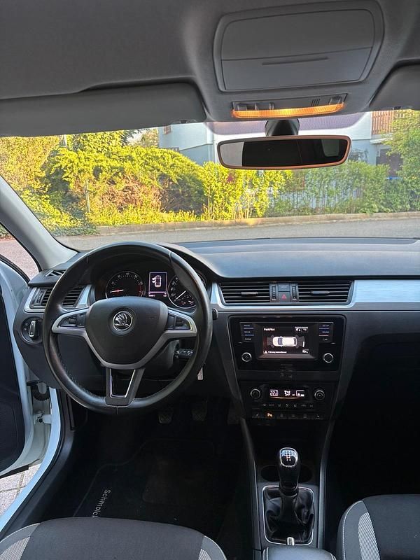 Usata Skoda Rapid 90 CV (66 kW) 2017 Bianco Utilitaria