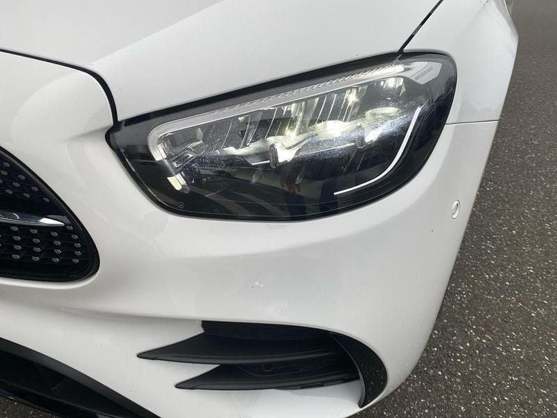 Gebraucht Mercedes E220 AMG 200 PS (147 kW) 2022 Weiß Limousine