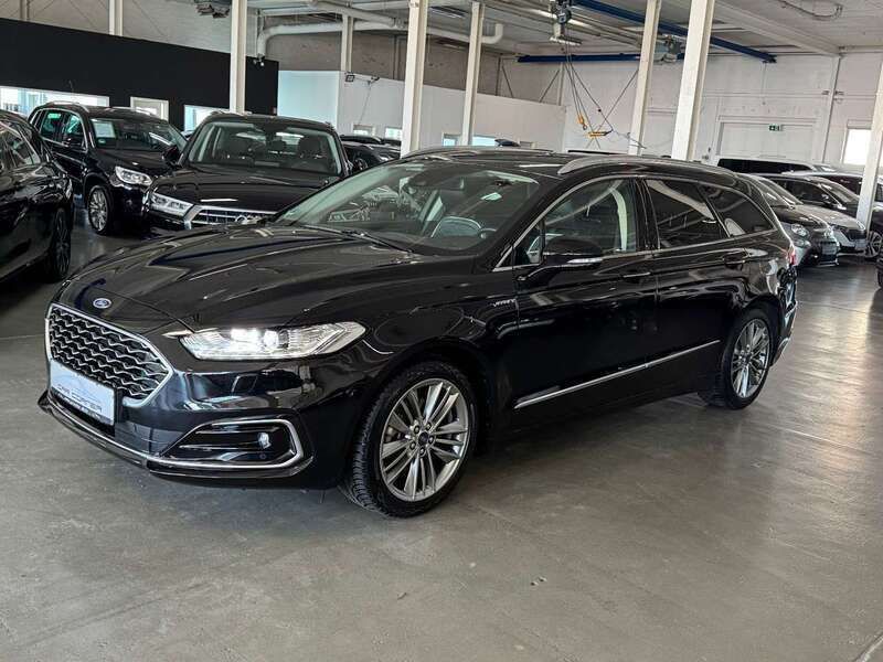 Schwarz Gebraucht 2020 Ford Mondeo Vignale Kombi | 22.900 € (Etwas zu teuer) - Bild 1/4