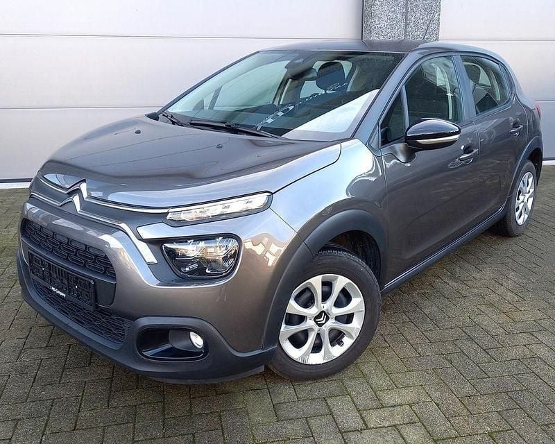 Grau Gebraucht 2021 Citroën C3 Feel Kleinwagen | 10.890 € (Guter Preis) - Bild 1/4