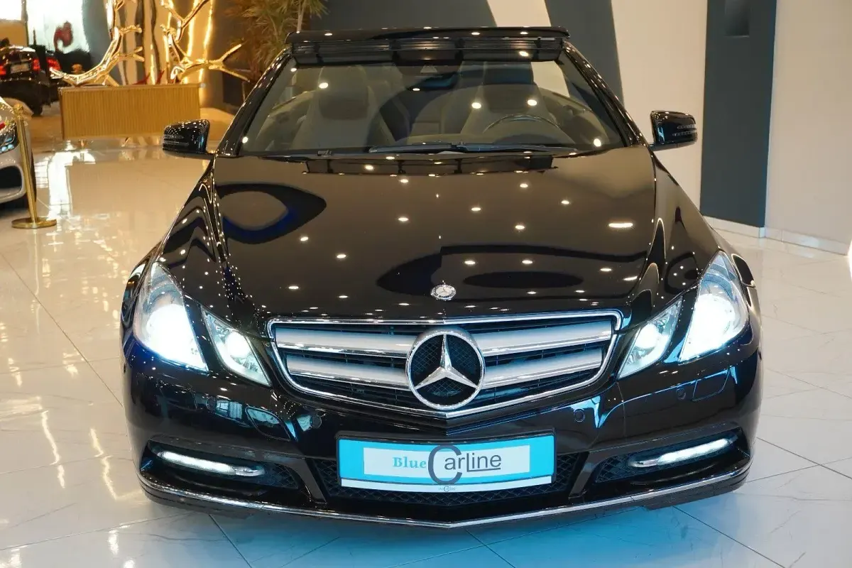 Gebraucht Mercedes E250 204 PS (150 kW) 2012 Schwarz Cabrio