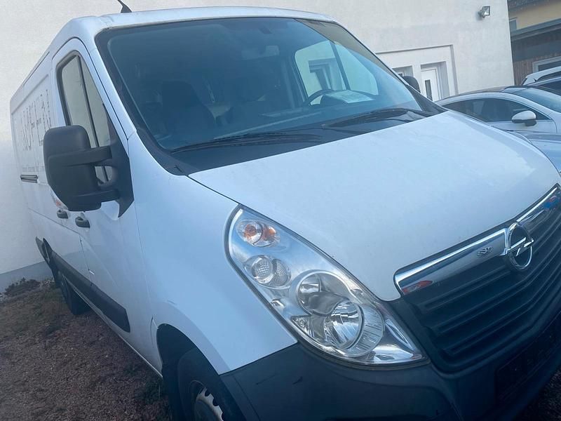 Gebraucht Opel Movano 96 PS (70 kW) 2018 Weiß Van / Kleinbus