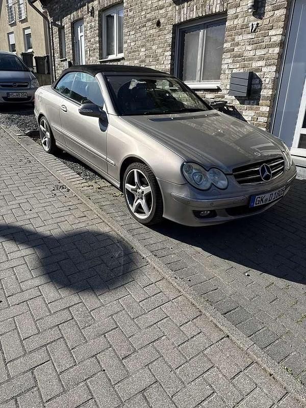 Grau Gebraucht 2006 Mercedes CLK280 Avantgarde Cabrio | 8.600 € (Fairer Preis) - Bild 1/4