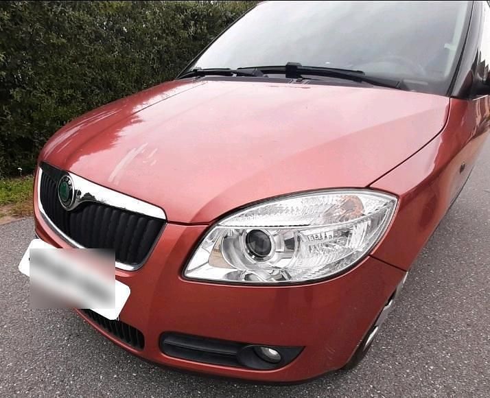 Andere farben Gebraucht 2008 Skoda Fabia Elegance Kleinwagen | 2.800 € (Guter Preis) - Bild 1/4
