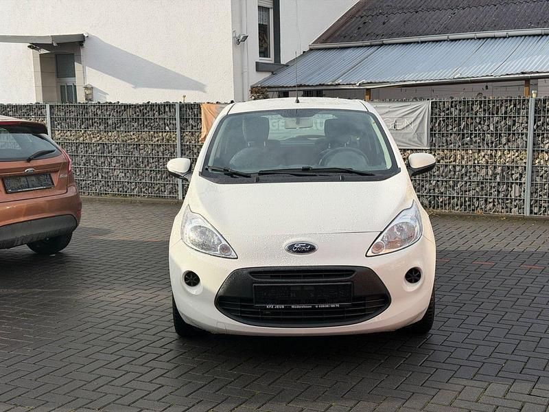 Gebraucht Ford Ka 69 PS (50 kW) 2014 Weiß Kleinwagen