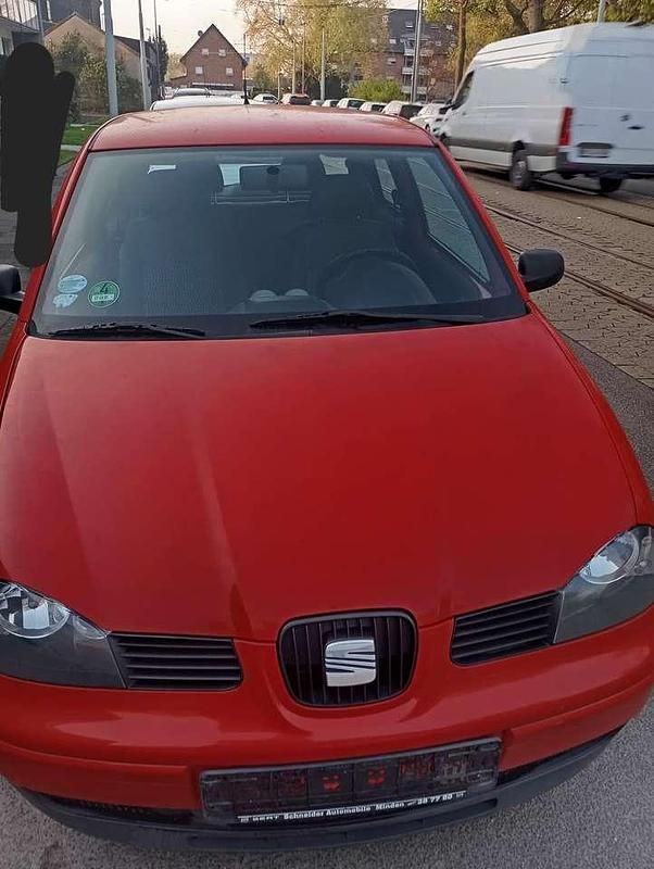 Rot Gebraucht 2002 Seat Arosa Kleinwagen | 2.800 € (Teuer) - Bild 1/4