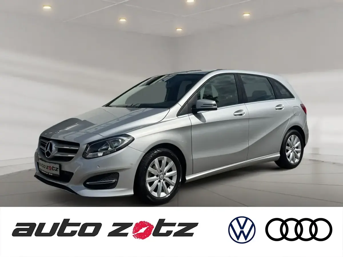 Gebraucht Mercedes B180 Style 122 PS (89 kW) 2016 Van / Kleinbus