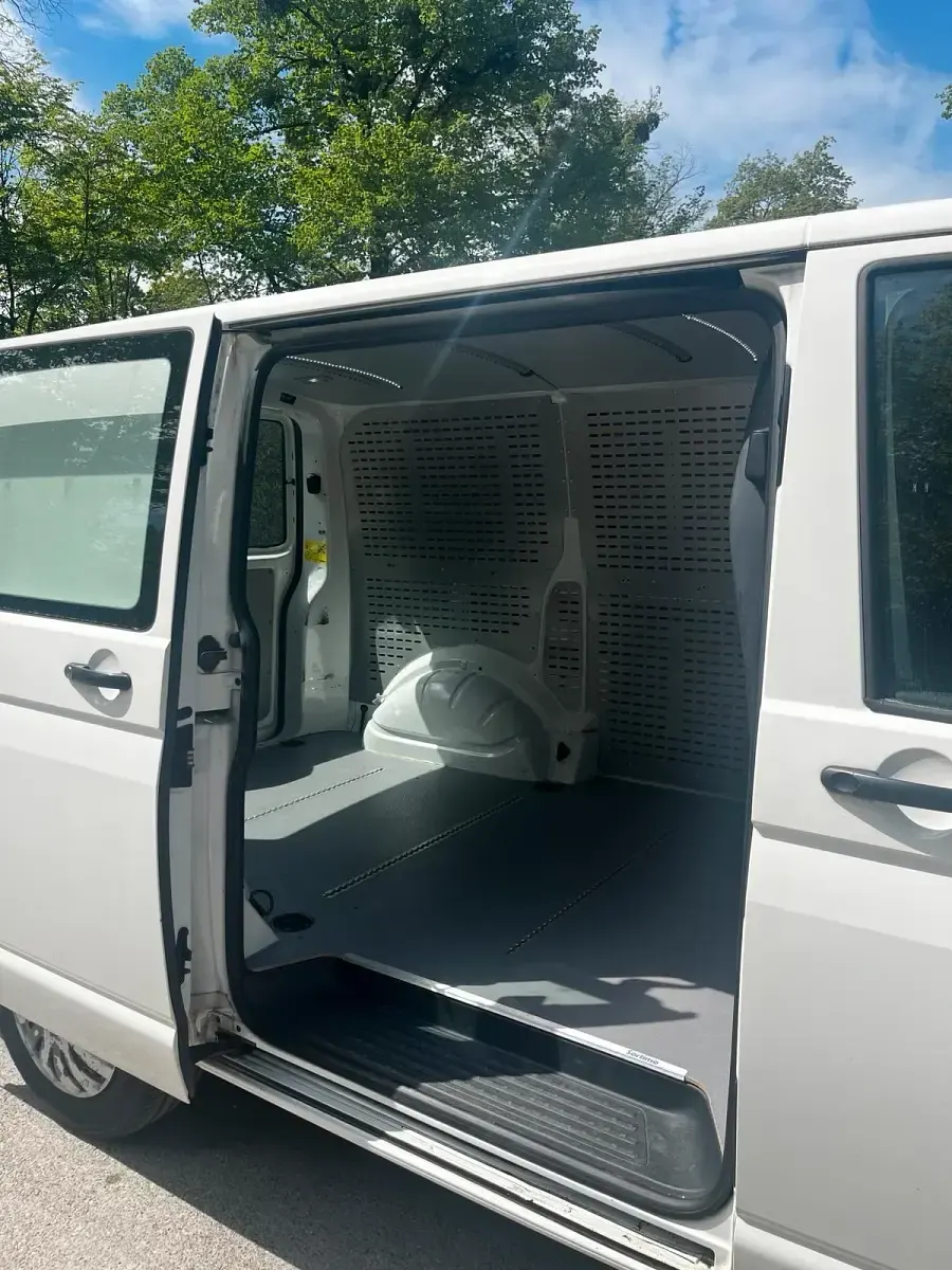 Usata VW Transporter 140 CV (102 kW) 2016 Bianco Furgone