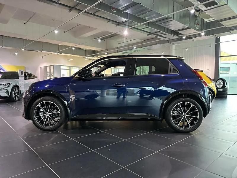 Gebraucht Renault R5 Iconic 110 kW (150 PS) 2025 Nachtblau und dach black pear Kleinwagen