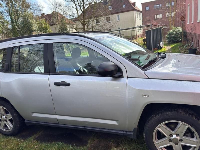 Gebraucht Jeep Compass Limited 170 PS (125 kW) 2008 Grau SUV