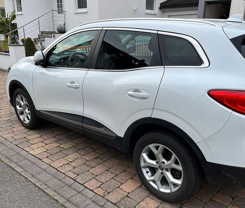Gebraucht Renault Kadjar Black Edition 140 PS (102 kW) 2020 Weiß SUV