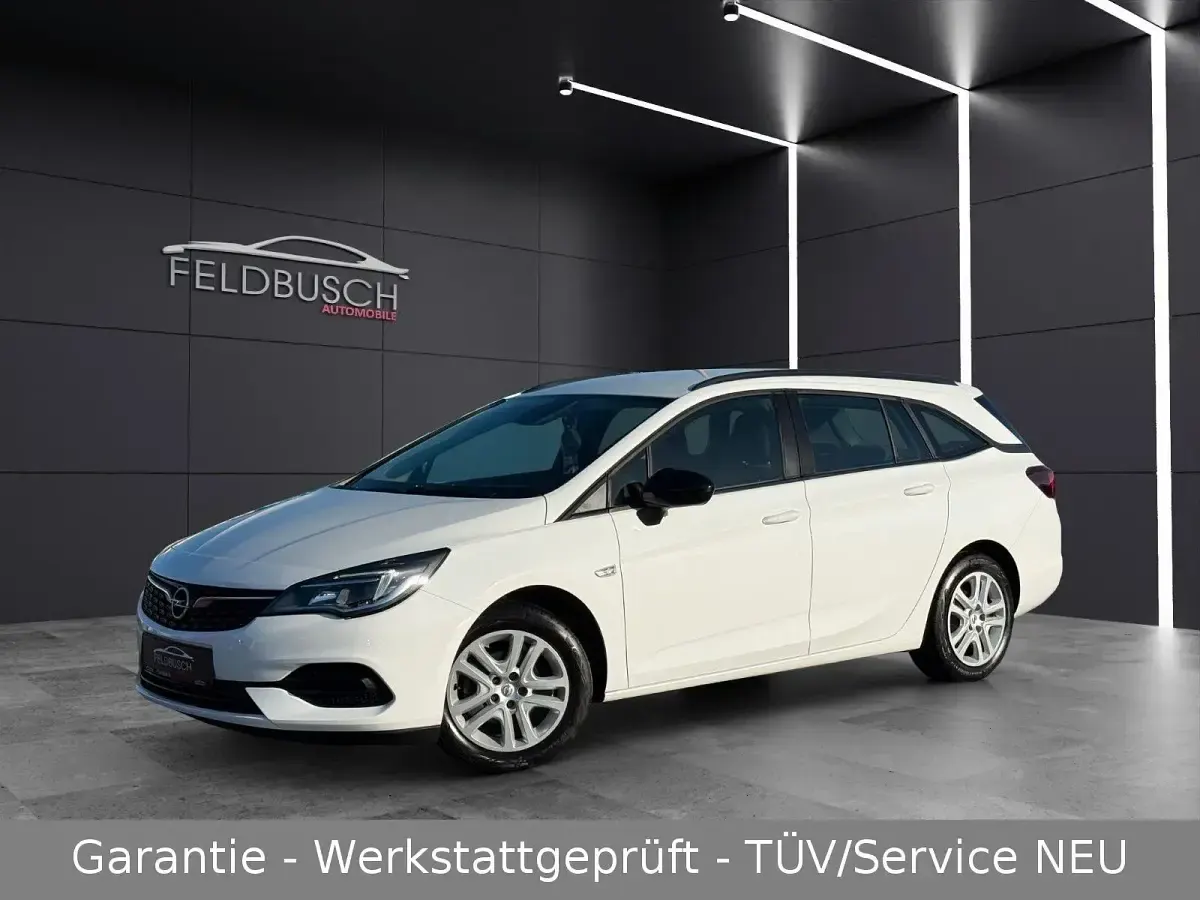 Gebraucht Opel Astra Edition 110 PS (80 kW) 2021 Schnee weiß Kombi