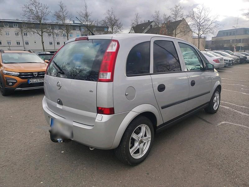 Gebraucht Opel Meriva 101 PS (74 kW) 2004 Silber Van / Kleinbus