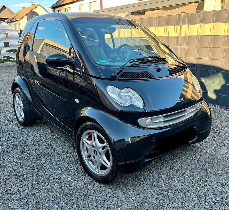 Schwarz Gebraucht 2006 Smart ForTwo Coupé Kleinwagen | 1.750 € (Guter Preis) - Bild 1/4