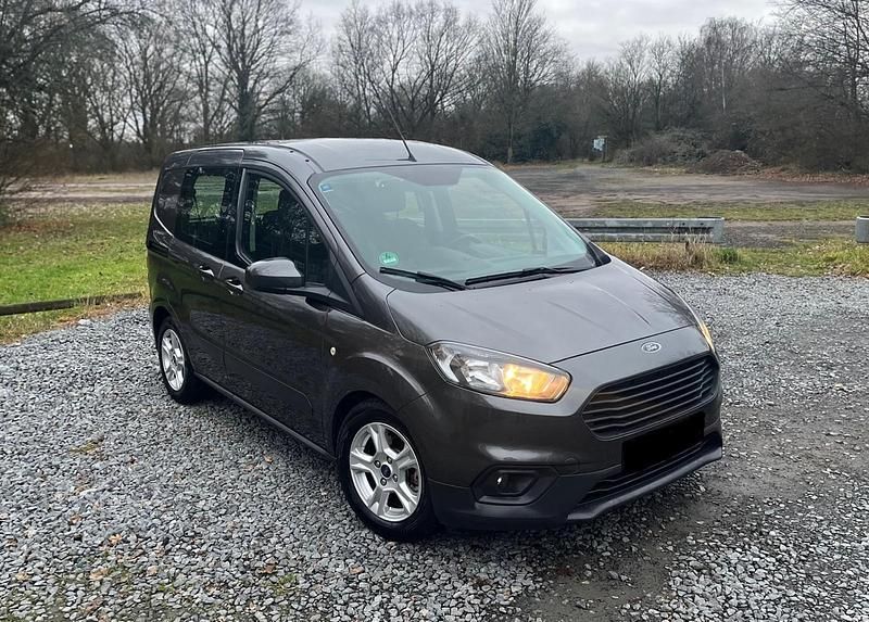 Gebraucht Ford Transit 101 PS (74 kW) 2020 Grau Van / Kleinbus