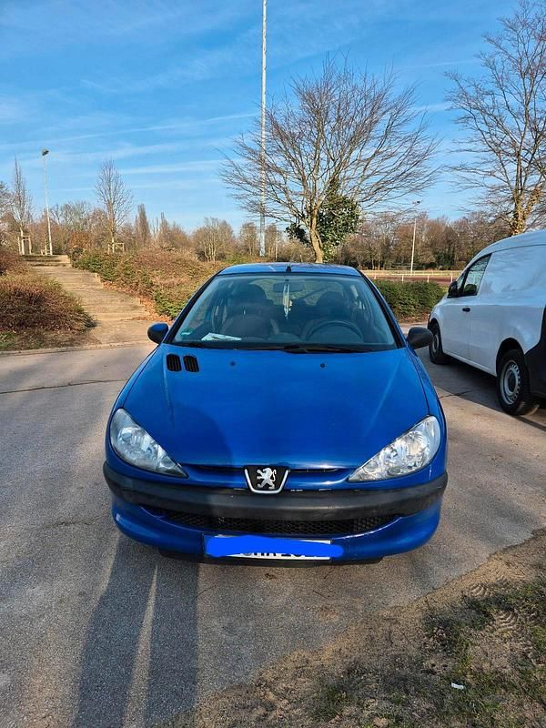 Blau Gebraucht 2006 Peugeot 206 Kleinwagen | 1.450 € - Bild 1/4