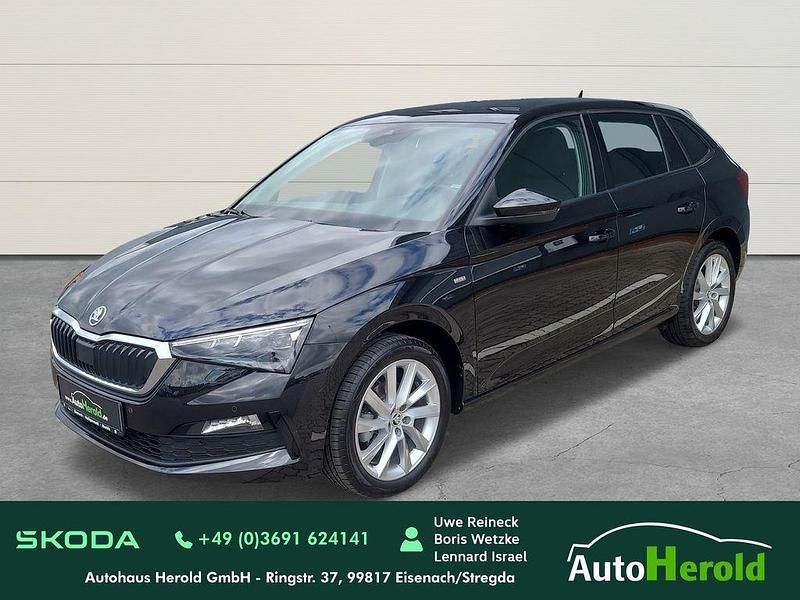 Schwarz (schwarzmagic perleffekt) met. Gebraucht 2023 Skoda Scala Tour Kleinwagen | 21.490 € (Fairer Preis) - Bild 1/4