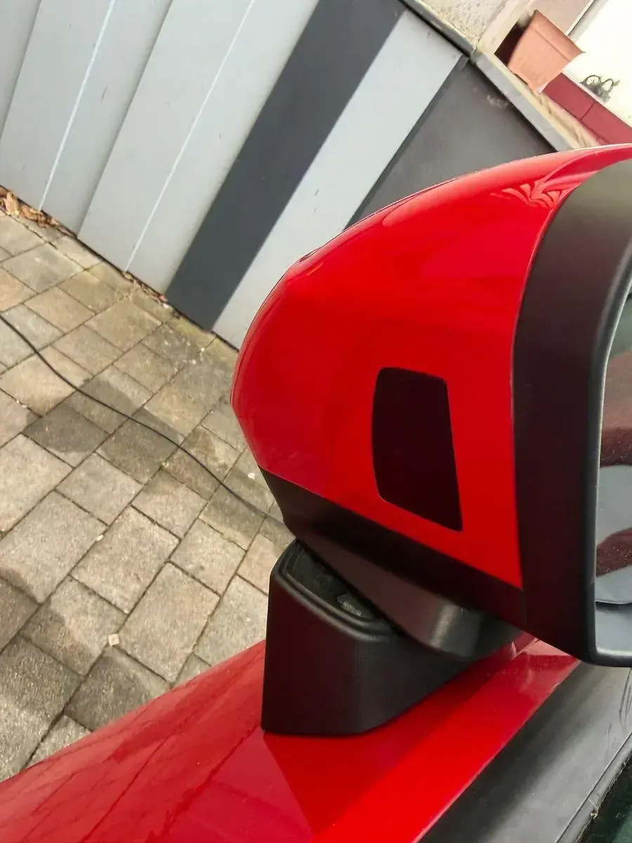 Gebraucht Audi Q2 Ambiente 190 PS (139 kW) 2018 Rot SUV