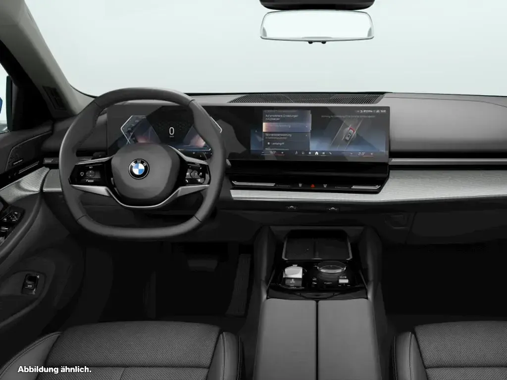 Używany BMW 520 197 KM (144 kW) 2025 Niebieski Kombi