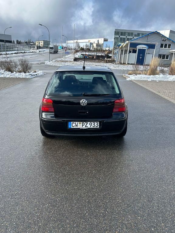 Gebraucht VW Golf IV Edition 116 PS (85 kW) 2003 Schwarz Kleinwagen