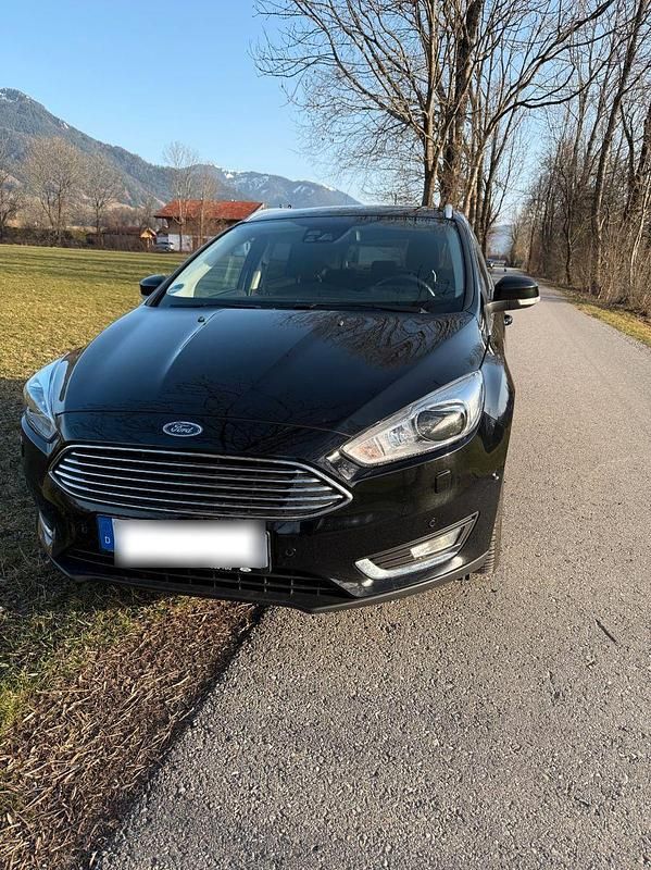 Gebraucht Ford Focus Titanium 150 PS (110 kW) 2018 Schwarz Kombi