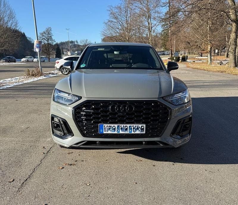 Grau Gebraucht 2022 Audi Q5 S-Line SUV | 40.150 € (Guter Preis) - Bild 1/4
