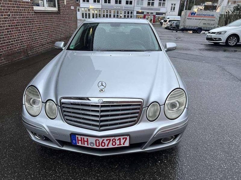 Gebraucht Mercedes E200 Elegance 184 PS (135 kW) 2006 Iridiumsilber  metalliclack Limousine