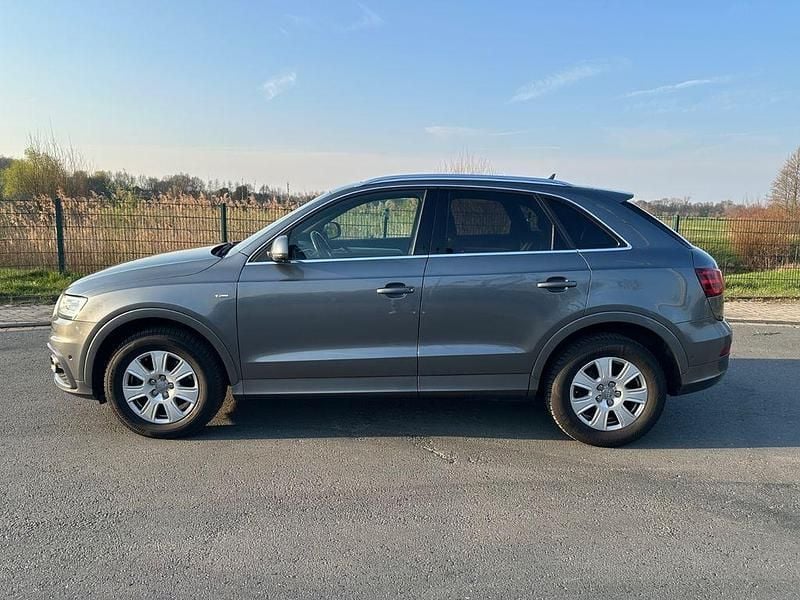 Gebraucht Audi Q3 Sport 177 PS (130 kW) 2012 Grau SUV