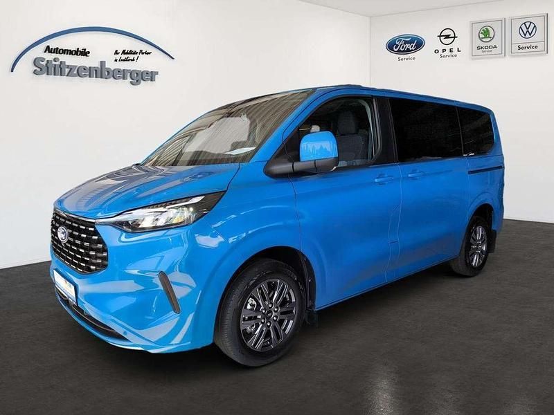 Digital aqua blue Neu 2025 Ford Tourneo Custom Titanium Limousine | 53.990 € (Fairer Preis) - Bild 1/4