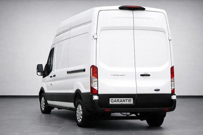 Gebraucht Ford Transit Trend 185 PS (136 kW) 2020 Weiß Pickup