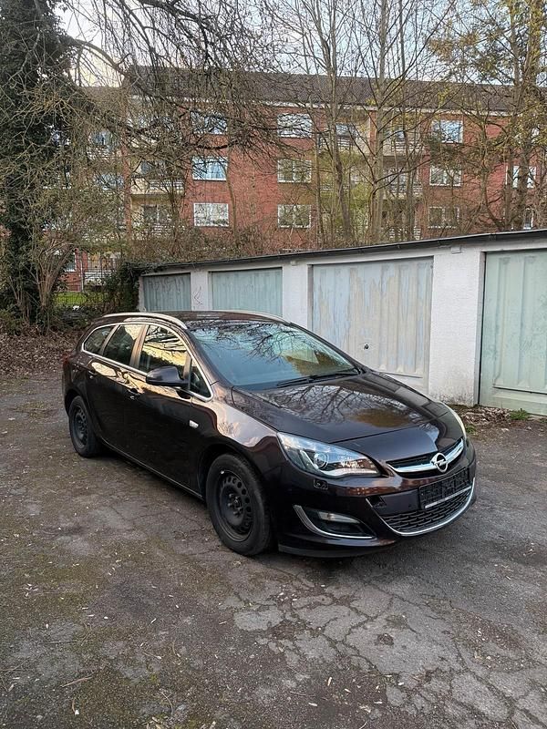 Gebraucht Opel Astra 2013 Braun Kombi