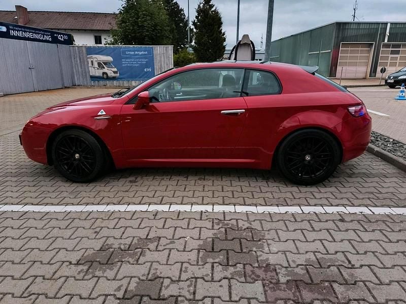 Rot Gebraucht 2005 Alfa Romeo Brera Coupé | 5.450 € (Fairer Preis) - Bild 1/4