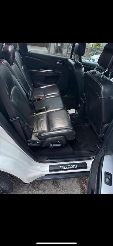 Gebraucht Fiat Freemont 170 PS (125 kW) 2015 Weiß SUV