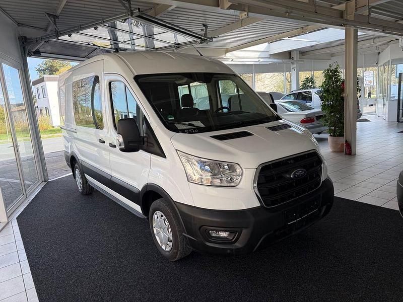 Gebraucht Ford Transit 131 PS (96 kW) 2021 Weiß Van / Kleinbus