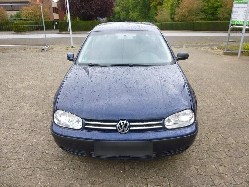 Gebraucht VW Golf IV 75 PS (55 kW) 2003 Blau Kleinwagen