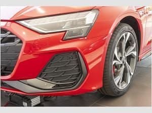 Neu Audi A3 S-Line 272 PS (200 kW) 2026 Rot (rot / progressivrot) Limousine