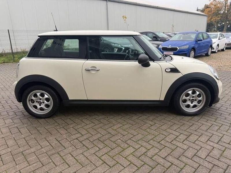 Gebraucht Mini ONE 130 PS (95 kW) 2013 Weiß Kleinwagen