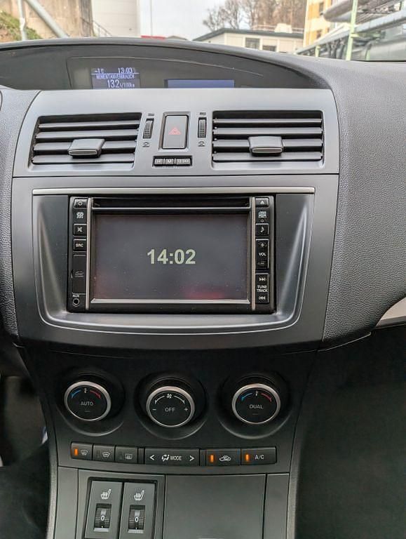 Gebraucht Mazda 3 Center-Line 105 PS (77 kW) 2012 Schwarz Limousine